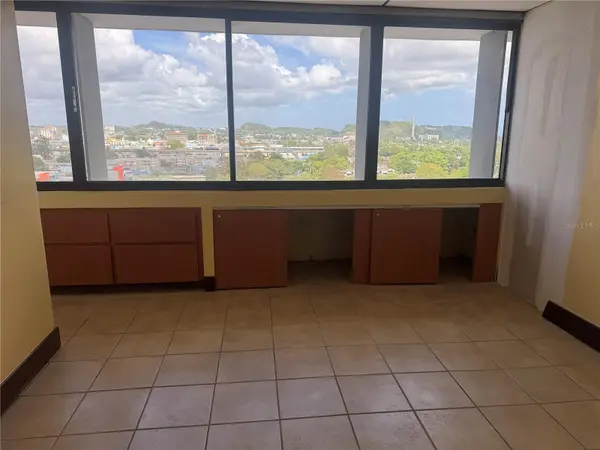 Cond Torre San Pablo SANTA CRUZ #805, Bayamon, PR 00961