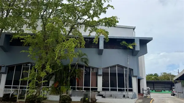 272 CALLE 272 BLOQ. L B 12, URB. COUNTRY CLUB, Carolina, PR 00982