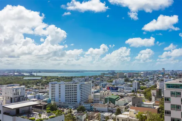 C. Bolivar COBIANS PLAZA AVE #21, San Juan, PR 00909