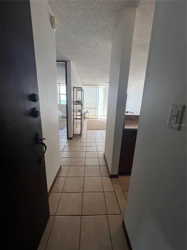 16 AMAPOLA #504, Carolina, PR 00979