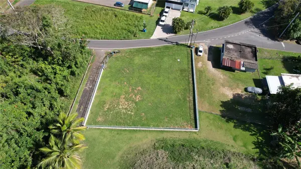 637ST BO MIRAFLORES #8-A, Arecibo, PR 00612