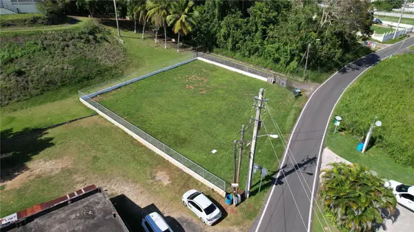 637ST BO MIRAFLORES #8-A, Arecibo, PR 00612