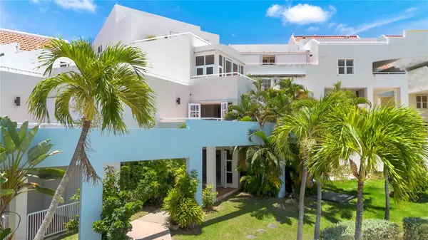 125 PALMARINA CLB #12, Humacao, PR 00791