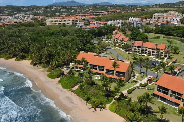 96 BEACH VILLAGE DRIVE #96, Humacao, PR 00791