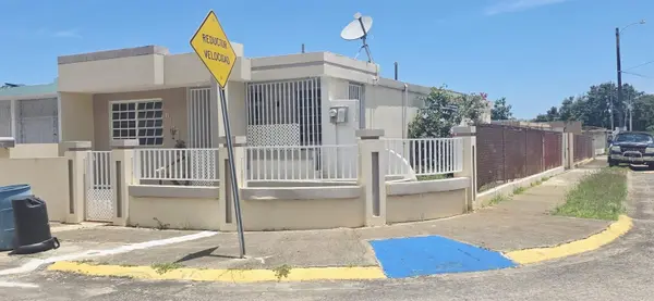 11 CALLE 11 0-142, URB, VILLA EVANGELINA, Manati, PR 00674
