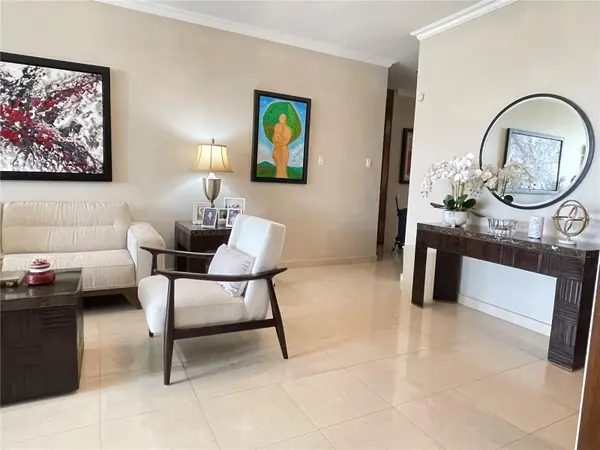 Palma Real Avenue MURANO LUXURY APARTMENTS #8, Guaynabo, PR 00969