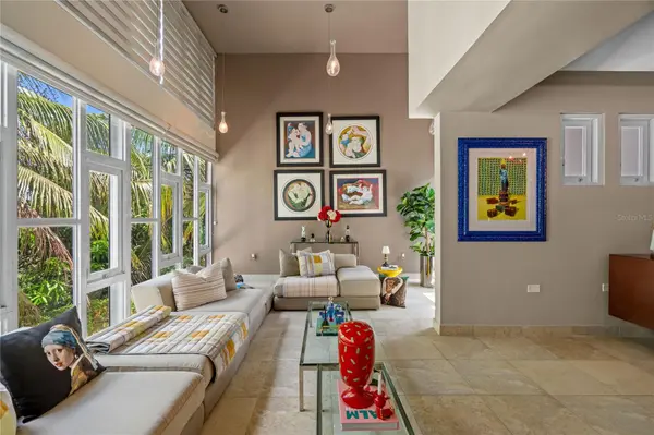 A31 COLINAS DE PARKVILLE ST, Guaynabo, PR 00969