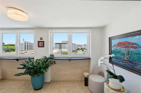 100 JUAN A. CORRETJER #PH-705, Old San Juan, PR 00901
