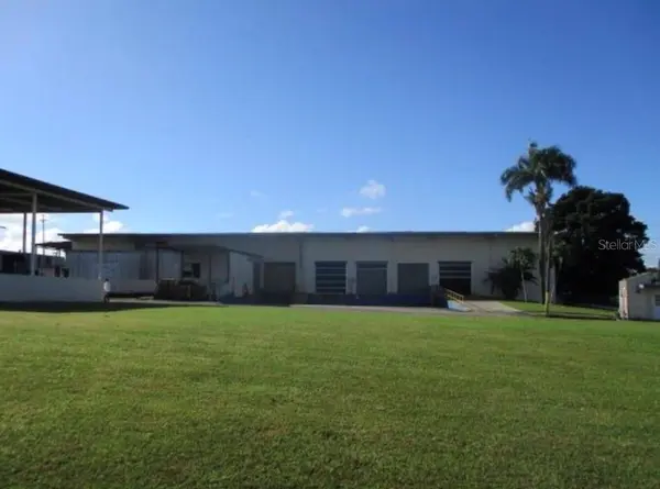Warehouse JARDINES CAROLINA, ROSENDO VELA ACOSTA ST. #6A & 6B, Carolina, PR 00987