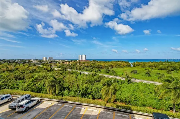 100 OCEAN PLAZA DR #15, Luquillo, PR 00773
