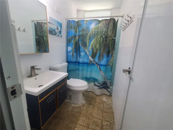 10 CALLE COVALLE GANDIA ST #201 B, Arecibo, PR 00612