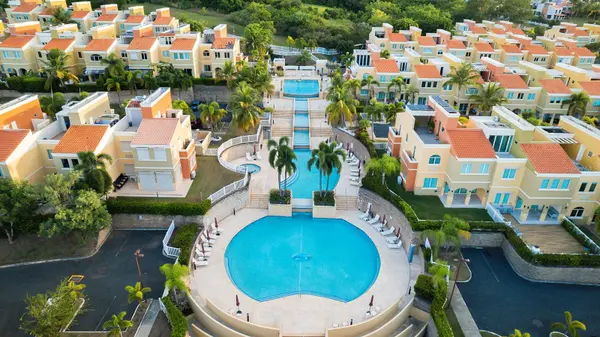 90 CANDELERO DR #84, Humacao, PR 00791