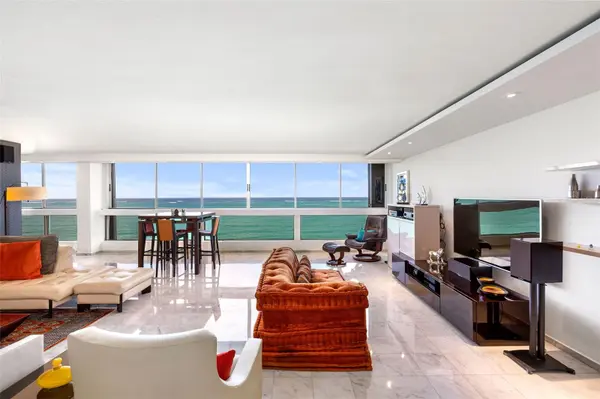 Plaza Atlantico AVE ISLA VERDE #1002, Carolina, PR 00979