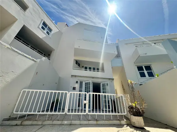 125 HARBOUR DR #8, Humacao, PR 00791