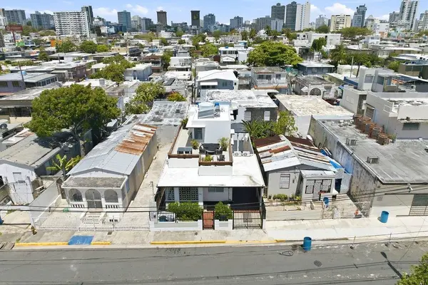 134 MARIA MOCZO, San Juan, PR 00911