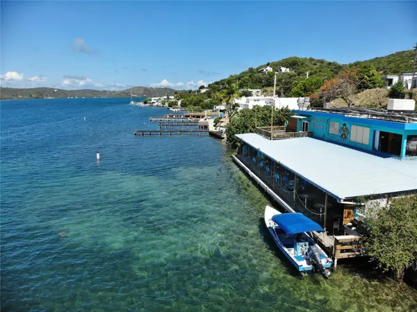 372 CALLE FULLADOZA, Culebra, PR 00775