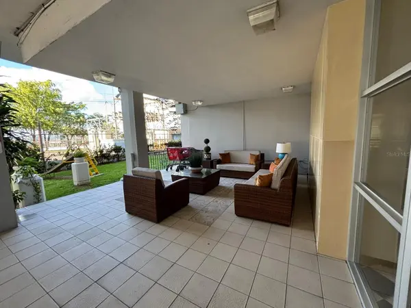721 CALLE HERNANDEZ APT MIRAMAR TOWERS #8-I, San Juan, PR 00907