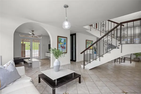 Calle 6 H17 TINTILLO GARDENS, Guaynabo, PR 00966