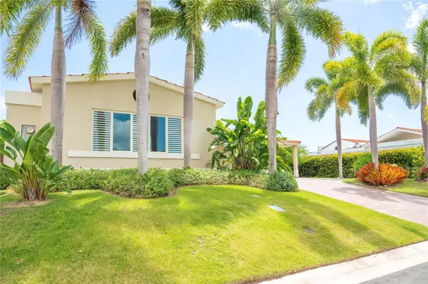302 CAMINO DE LOS CEDROS, Dorado, PR 00646