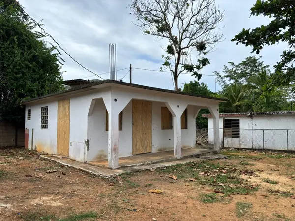 37 PAVO REAL, Vega Baja, PR 00693