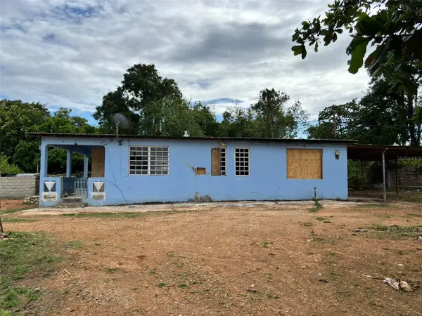 37 PAVO REAL, Vega Baja, PR 00693