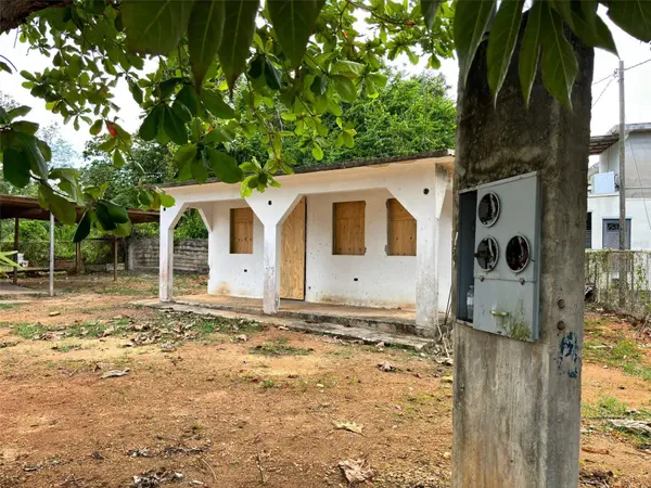 37 PAVO REAL, Vega Baja, PR 00693