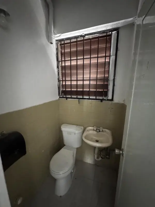 17 NC PERAL #1B, Mayaguez, PR 00680