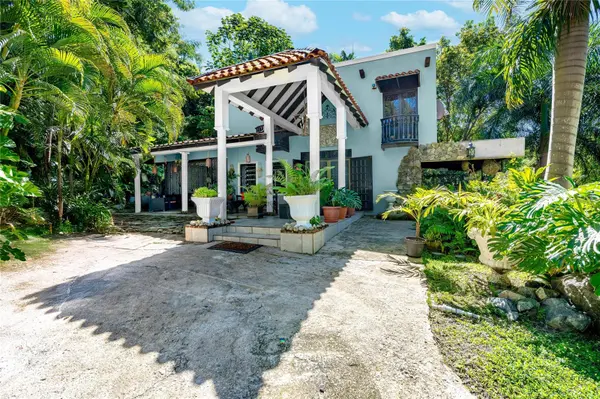 SR 310 km 0.8 LAS QUEBRADAS , HACIENDA TRES CASITAS, Cabo Rojo, PR 00623