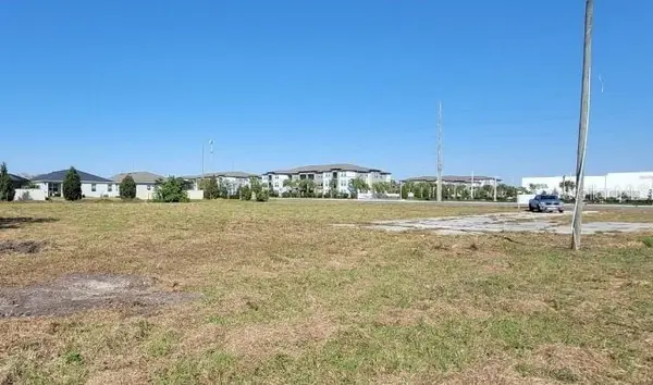6012 LORRAINE RD, Bradenton, FL 34211