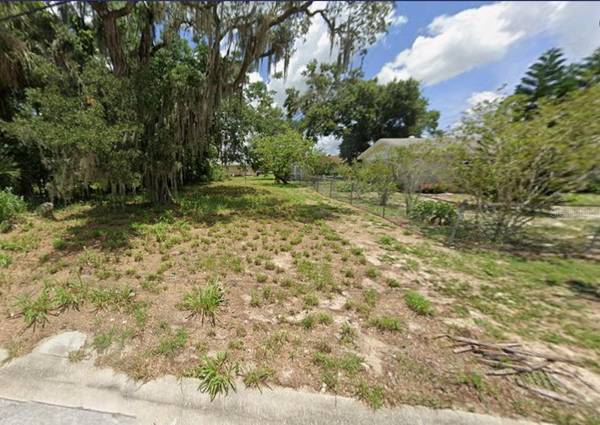 206 W STUART AVE, Lake Wales, FL 33853