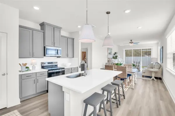 7994 CHANDLER LAKE CT #Lot 16, Hudson, FL 34667