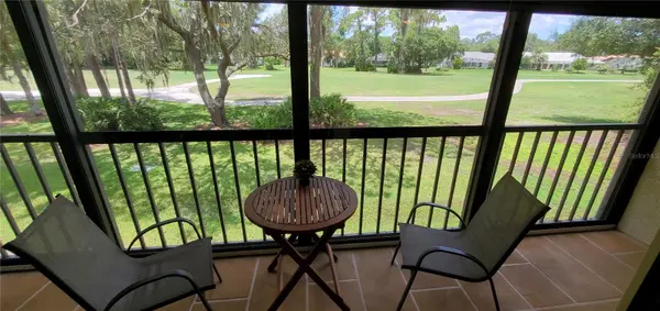 6110 COUNTRY CLUB WAY #201, Sarasota, FL 34243