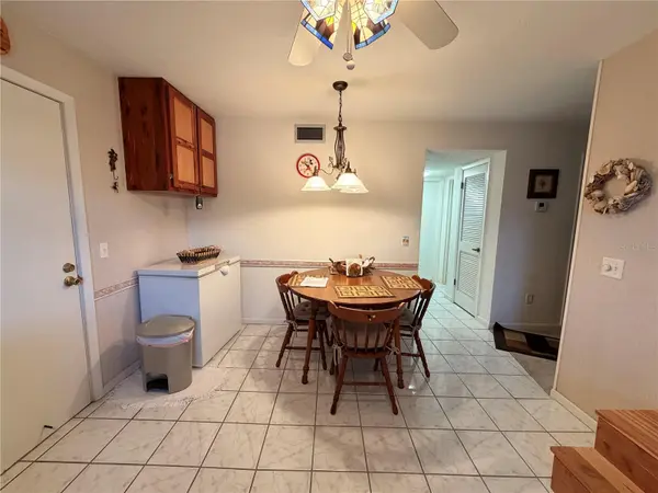 1640 JUNO TR #205B, Astor, FL 32102