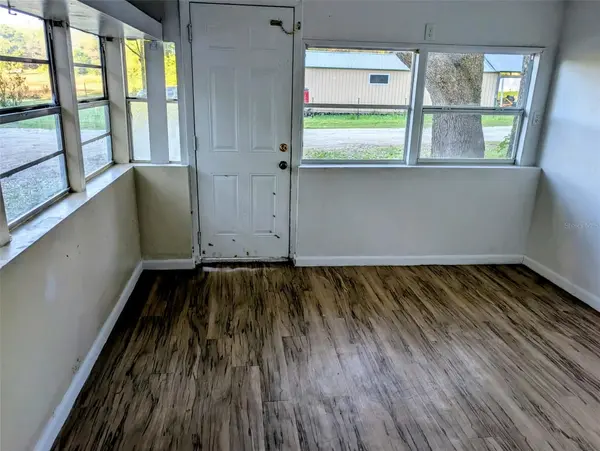 17247 SE 284TH TER, Umatilla, FL 32784