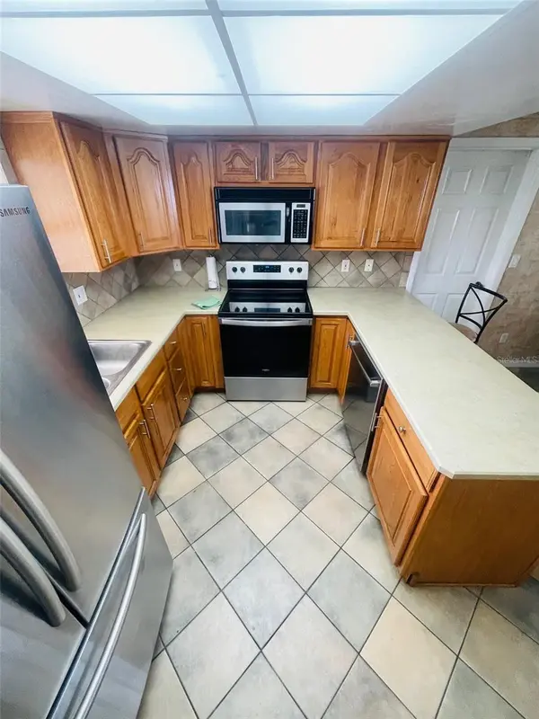 999 ELEANOR AVE, Deltona, FL 32725