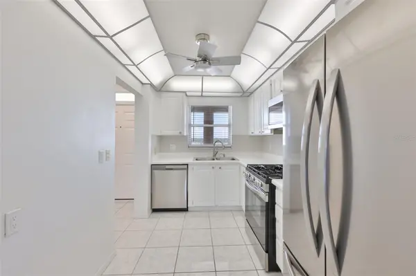 5980 SHORE BLVD S #907, Gulfport, FL 33707
