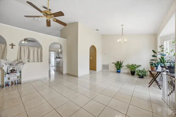 182 BIRMINGHAM DR, Kissimmee, FL 34758
