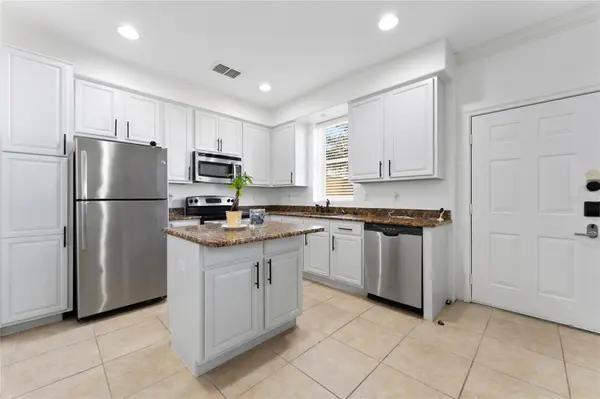 2616 BELLA VISTA DR, Davenport, FL 33897