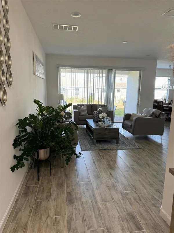 380 CABELLO DR, Davenport, FL 33837