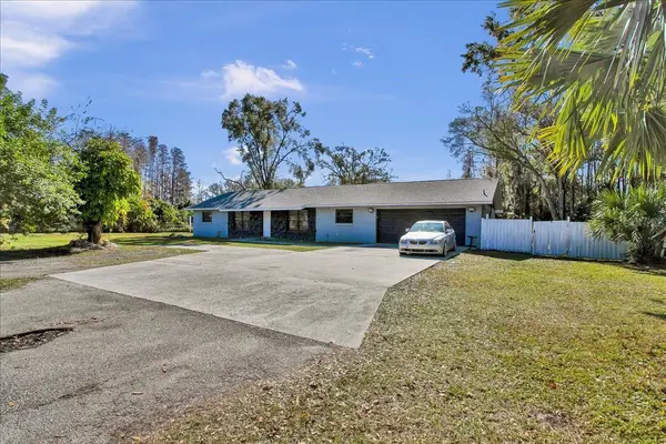 6124 LYNN RD, Tampa, FL 33625