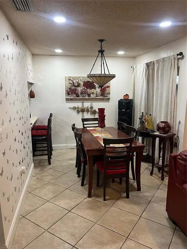 437 HUNTER CIR, Kissimmee, FL 34758
