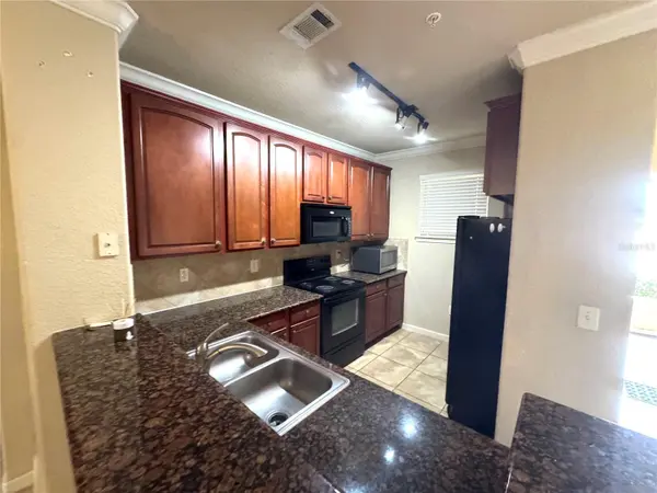 909 CHARO Pkwy #1016, Davenport, FL 33897