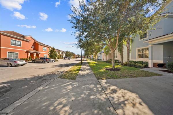 8960 BISMARCK PALM RD, Kissimmee, FL 34747
