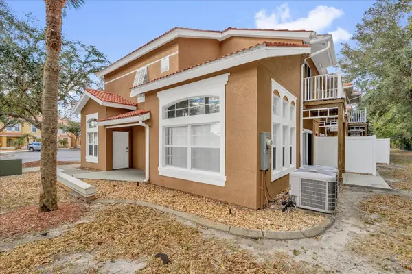 1001 PARK RIDGE CIR, Kissimmee, FL 34746