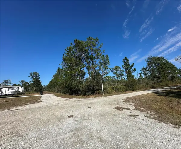 22 BOUGAINVILLE DR, Indian Lake Estates, FL 33855