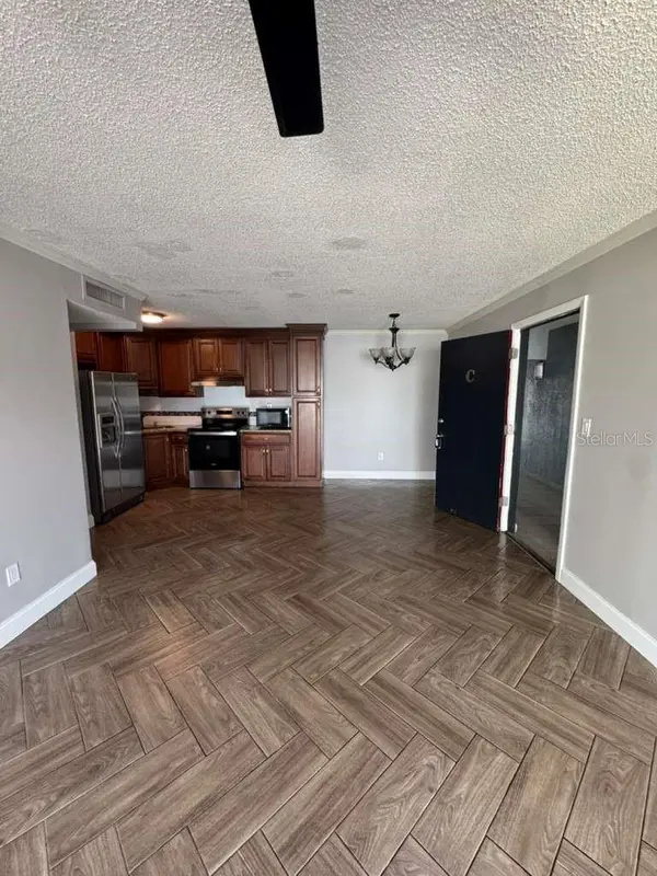 911 OAK RIDGE #C, Orlando, FL 32809