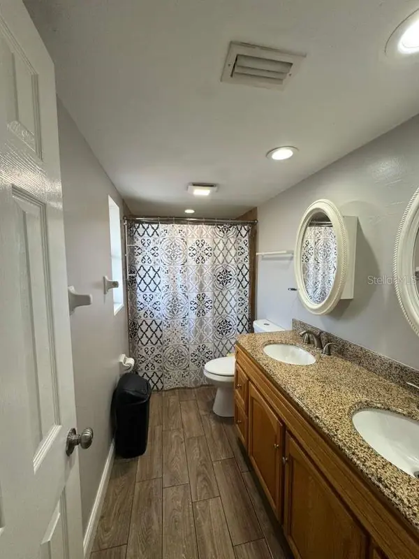 911 OAK RIDGE #C, Orlando, FL 32809