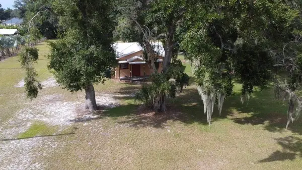 2806 E 60 HWY, Plant City, FL 33567