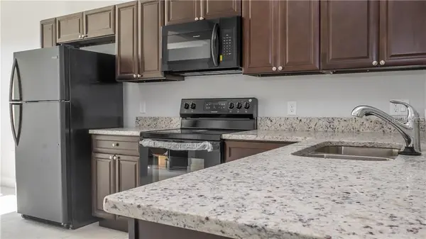 401 ALBATROSS CT #B, Kissimmee, FL 34759