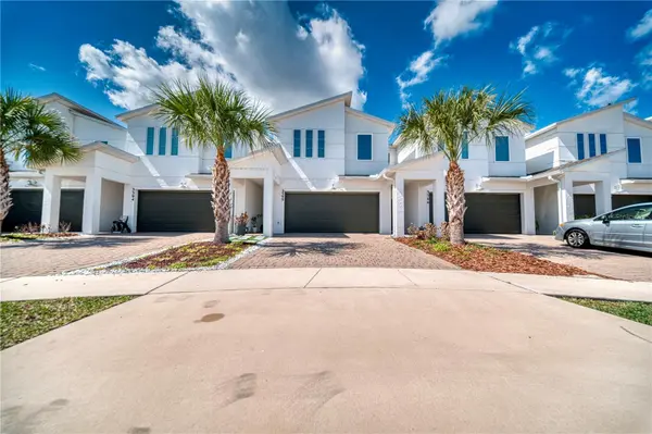 3390 BELLEZZA CT, Kissimmee, FL 34746